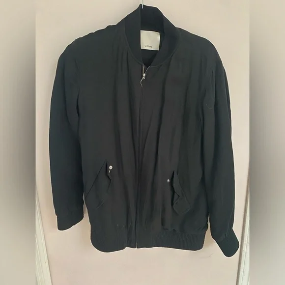 Aritzia Black Wilfred Bomber Jacket - Picture 2 of 5